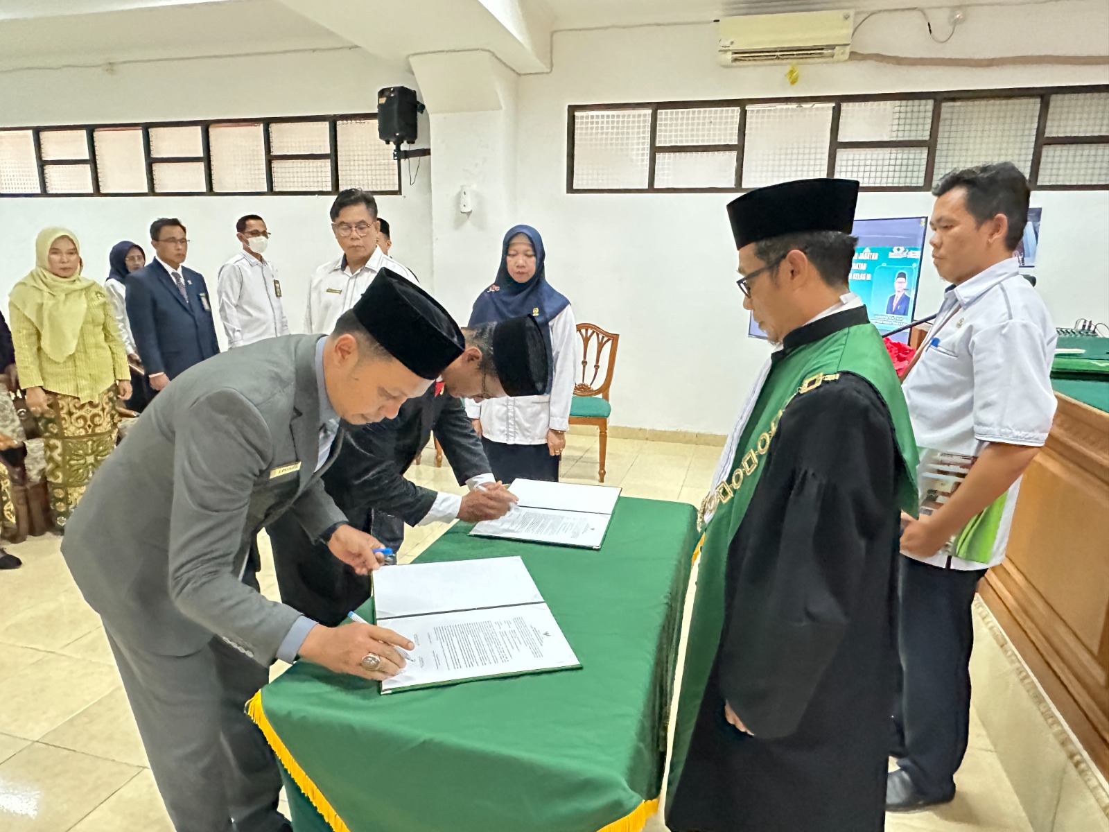 TTD pelantikan Panitera dan Panmud